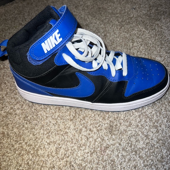 Nike Air Force 1 Mids with strap - Picture 1 of 4